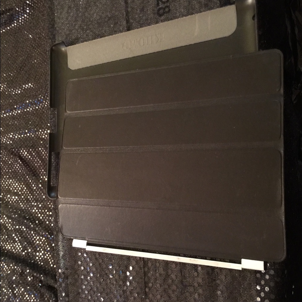 APPLE IPAD CASE - Picture 2 of 2